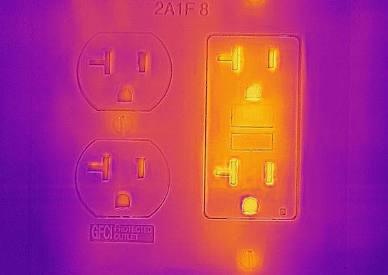 FLIR ONE PRO - 1 款讓人驚訝不已的手機熱影像模組(已停產)