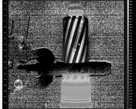 讓缺陷無所遁形，提升組件安全性，確保生產品質 - Crack Detection 裂紋檢測