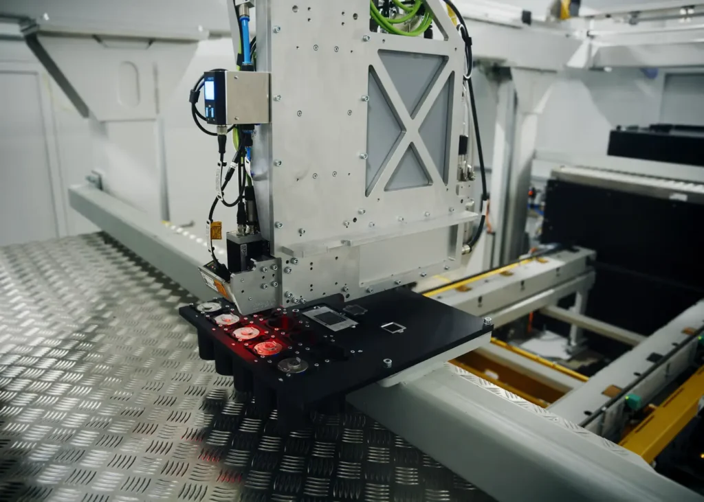 利用雷射熱像技術，對焊縫進行精確的非破壞性檢測 – LThead